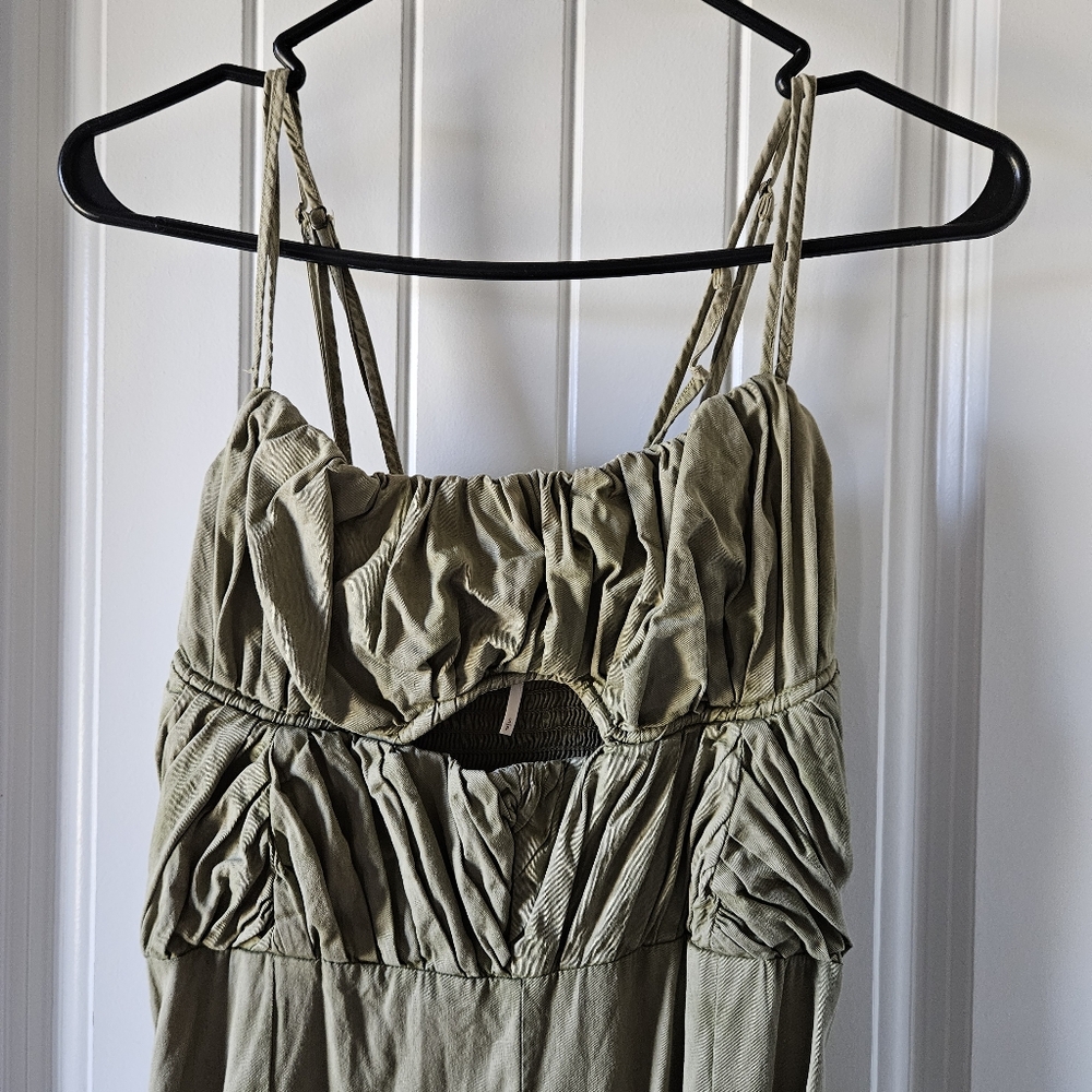 Free People Olive Green Smocked Wide Leg Jumpsuit – Size S (SP) - Picture 6 of 10